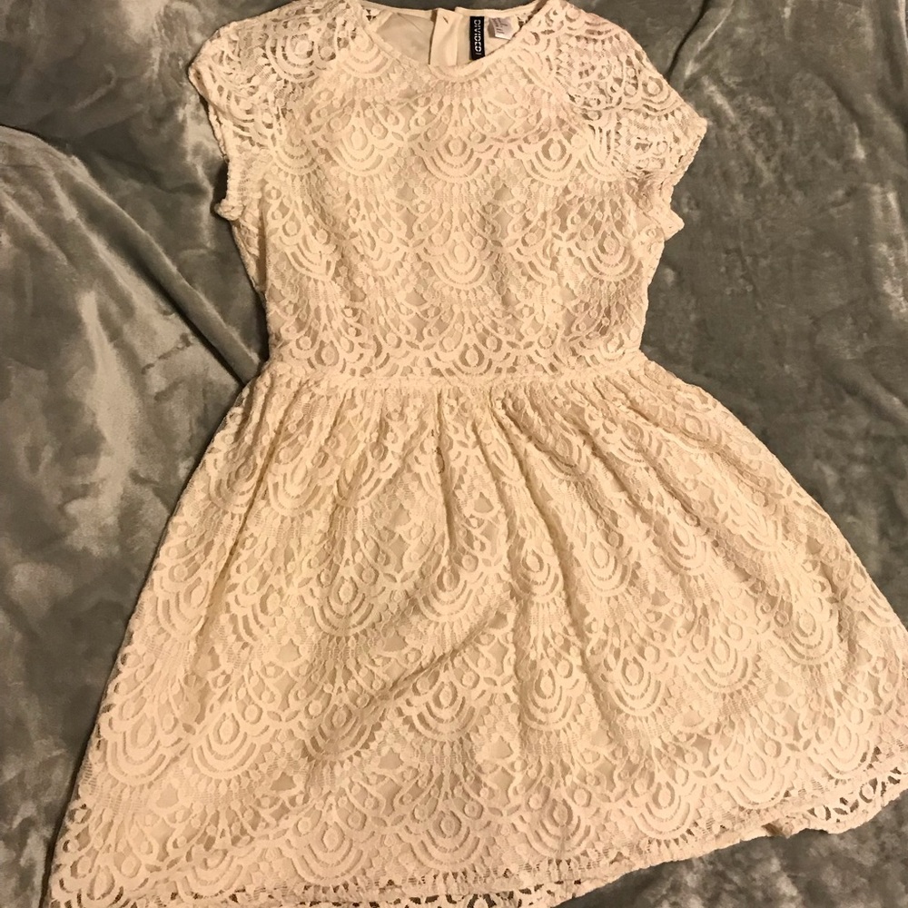 H&M dress - Picture 1 of 3